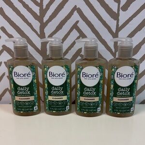 Biore Daily Detox Green Tea Extract Cleanser 5 OZ Lot of 4